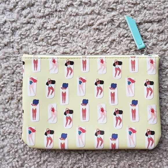 IPSY Beach Making Waves Yellow Glam Cosmetics Bag - Picture 4 of 5